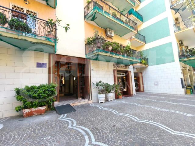 Quadrilocale in vendita a Portici