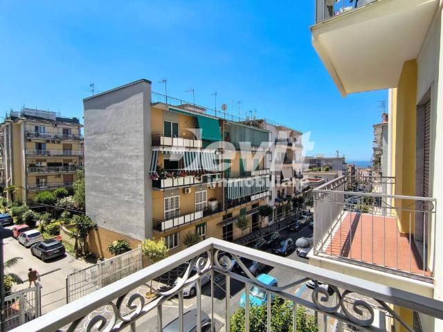 Quadrilocale in vendita a Portici via Libertà, 289