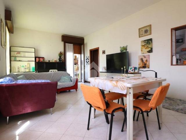 Quadrilocale in vendita a Porto Mantovano via Antonio Gramsci, 1, Sant'antonio