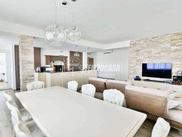 Quadrilocale in vendita a Porto Sant'Elpidio