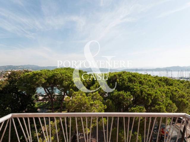 Quadrilocale in vendita a Portovenere via Berardo Gallotti, 108, Fezzano