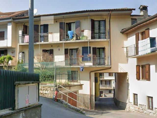 Quadrilocale in vendita a Pradalunga