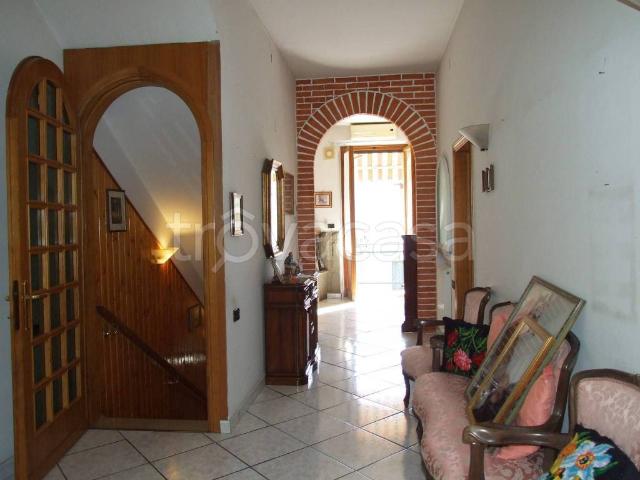 Quadrilocale in vendita a Prato, Cafaggio Grignano