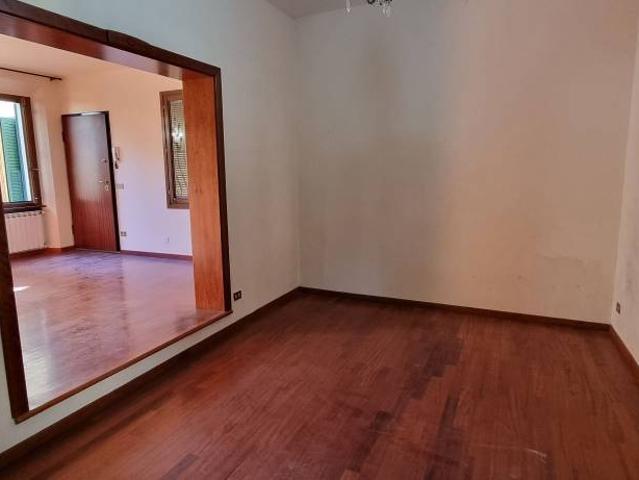 Quadrilocale in vendita a Prato via Santa Trinità, 34, Centro Storico San Francesco