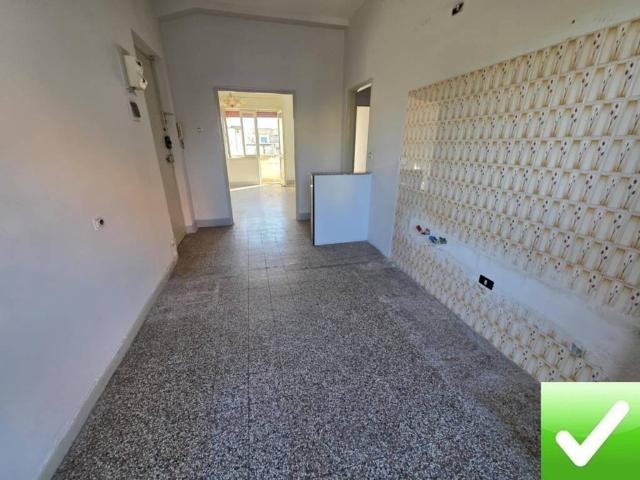 Quadrilocale in vendita a Reggio di Calabria, Sbarre