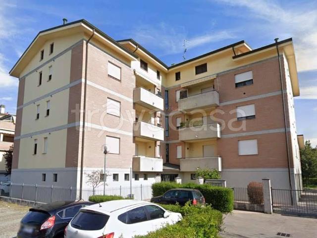 Quadrilocale in vendita a Reggio nell'Emilia via a. Garzanti, 8, Sesso