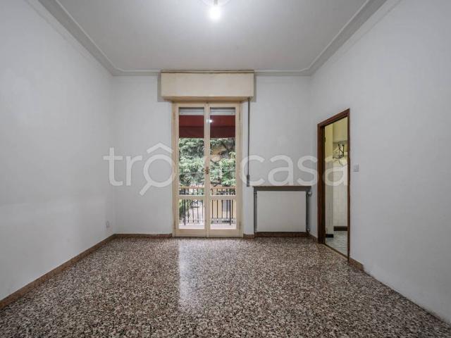 Quadrilocale in vendita a Reggio nell'Emilia via Riccardo Zandonai, Regina Pacis