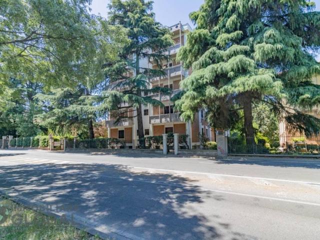 Quadrilocale in vendita a Reggio nell'Emilia viale timavo, 63, Gattaglio