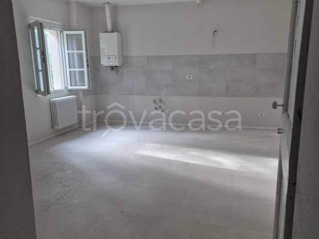Quadrilocale in vendita a Reggiolo viale 4 Novembre
