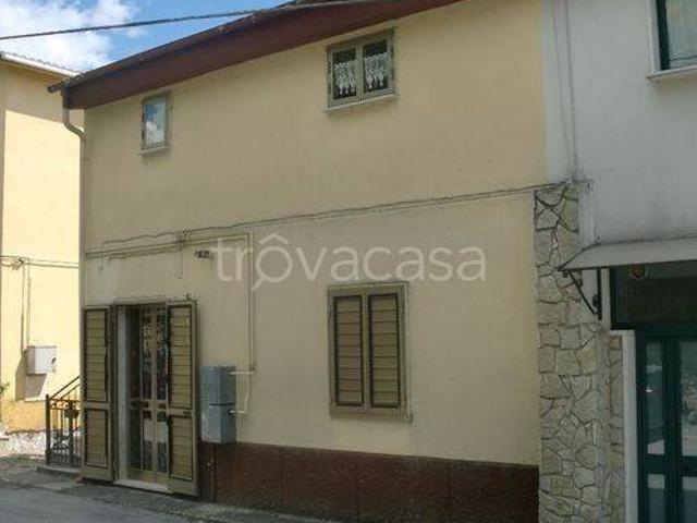 Quadrilocale in vendita a Rocchetta a Volturno