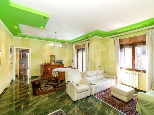 Quadrilocale in vendita a Roma