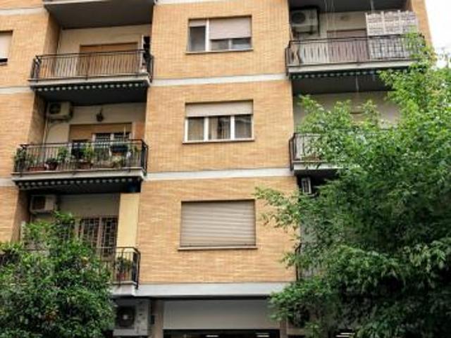 Quadrilocale in vendita a Roma