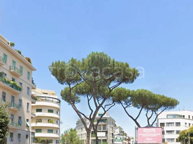 Quadrilocale in vendita a Roma, Euclide