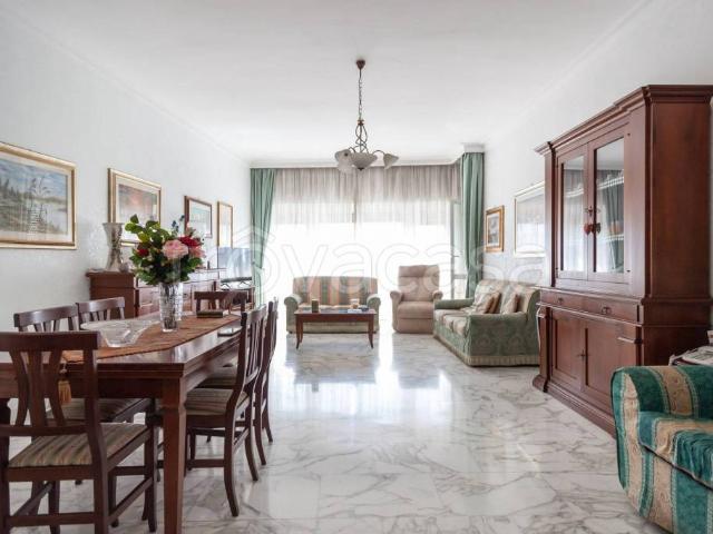 Quadrilocale in vendita a Roma, Ostia Ponente