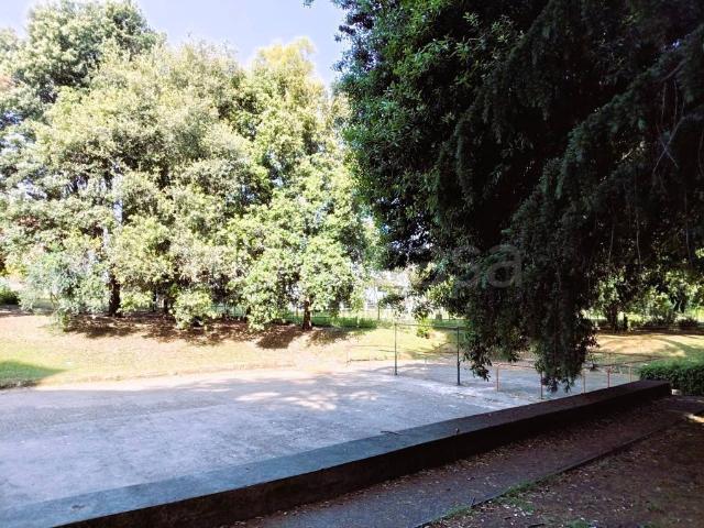 Quadrilocale in vendita a Roma, Spinaceto
