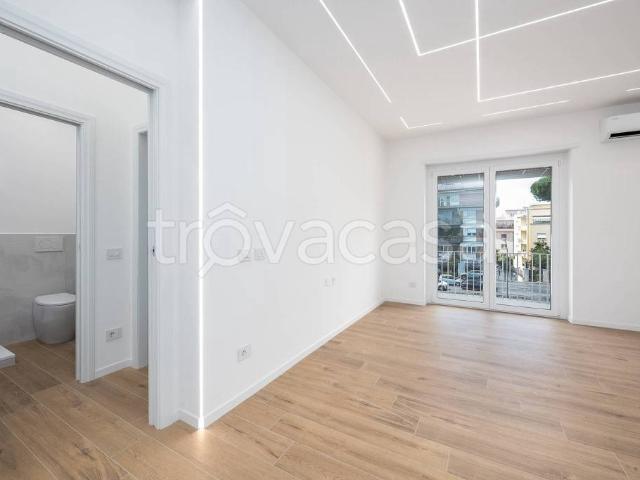 Quadrilocale in vendita a Roma via Nomentana, Talenti Monte Sacro