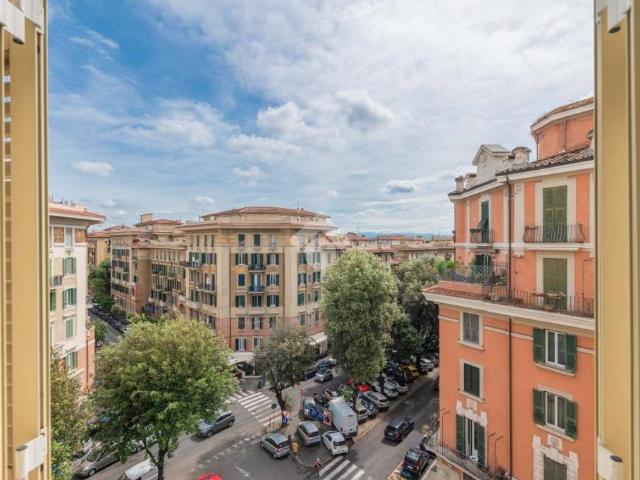 Quadrilocale in vendita a Roma via agri, 17, Trieste Coppedè