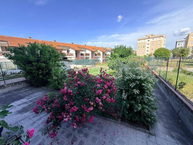Quadrilocale in vendita a Roma via di Orti Poli, Giardinetti