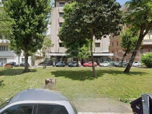 Quadrilocale in vendita a Roma via Lisbona, 12, Pinciano Villa Ada