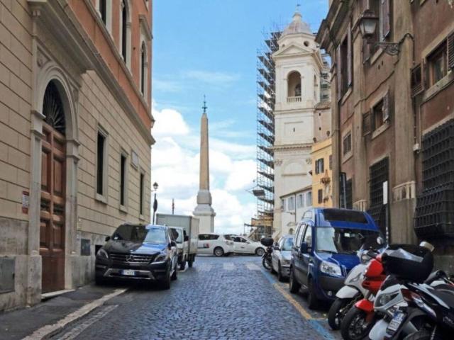 Quadrilocale in vendita a Roma via Sistina, 110, Spagna