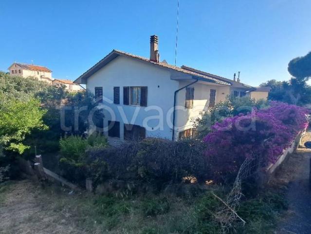 Quadrilocale in vendita a Rosignano Marittimo via della Lombarda