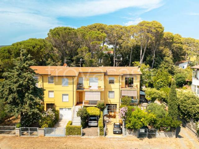 Quadrilocale in vendita a Rosignano Marittimo via Risiera di San Saba, Castiglioncello