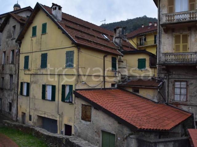 Quadrilocale in vendita a Rossiglione via Valle Gargassa