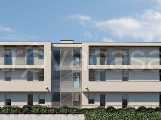 Quadrilocale in vendita a Rovato via Toscana