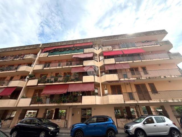 Quadrilocale in vendita a Salerno via fratelli cervi, Giovi Bartolomeo Giovi Altimare