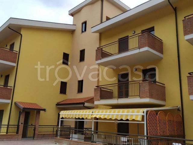 Quadrilocale in vendita a San Vito Chietino via Frentana, 144