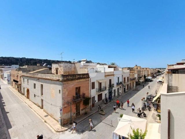Quadrilocale in vendita a San Vito lo Capo via Savoia, 129