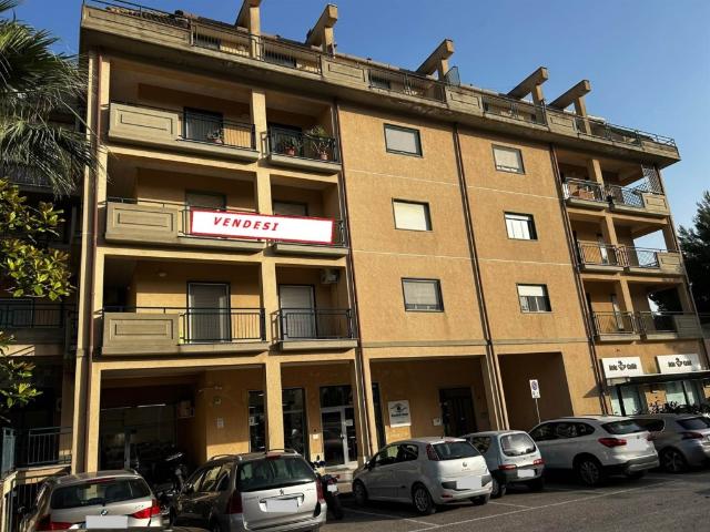 Quadrilocale in vendita a San Cataldo via Babbaurra 42