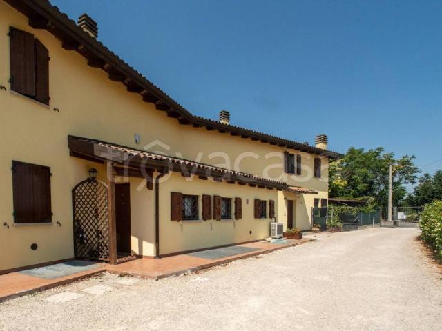 Quadrilocale in vendita a San Lazzaro di Savena via Russo, 38/i