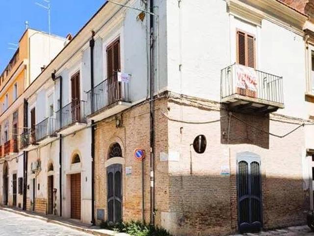 Quadrilocale in vendita a San Severo via Ergizio