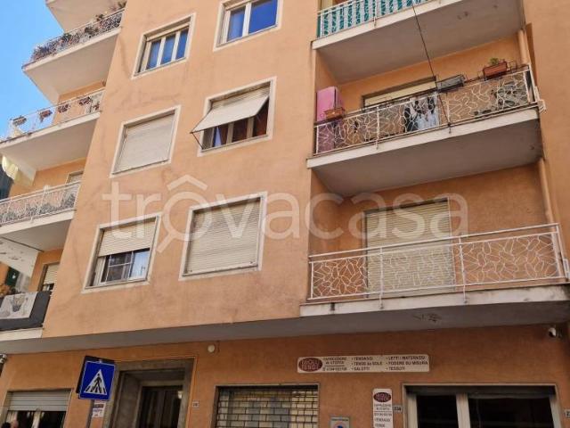 Quadrilocale in vendita a Sanremo, Corso degli Inglesi