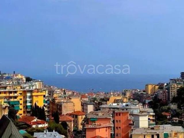 Quadrilocale in vendita a Sanremo, San Bartolomeo