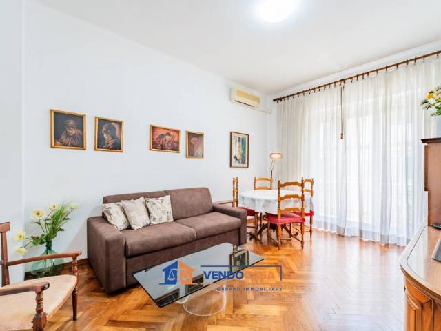 Quadrilocale in vendita a Sanremo, Teatro Ariston