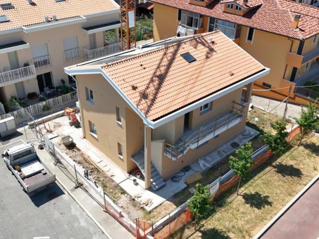 Quadrilocale in vendita a Santarcangelo di Romagna