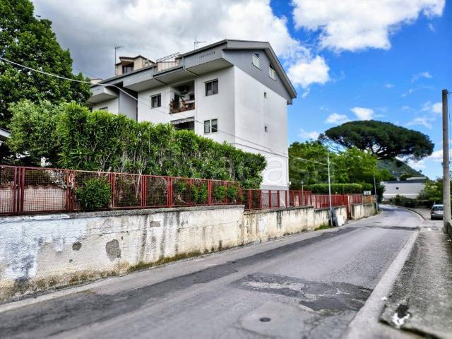Quadrilocale in vendita a Sarno via Le Noci