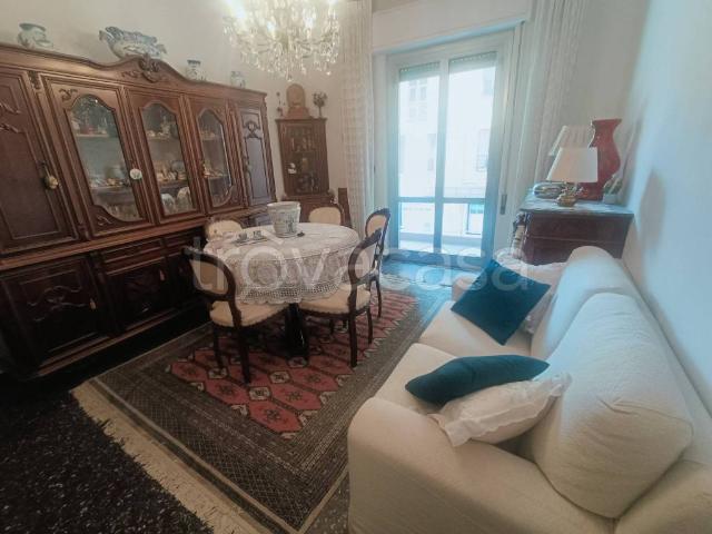 Quadrilocale in vendita a Savona via Giacomo Leopardi