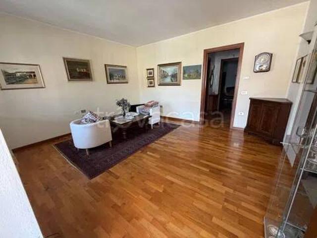 Quadrilocale in vendita a Schio via Pio X