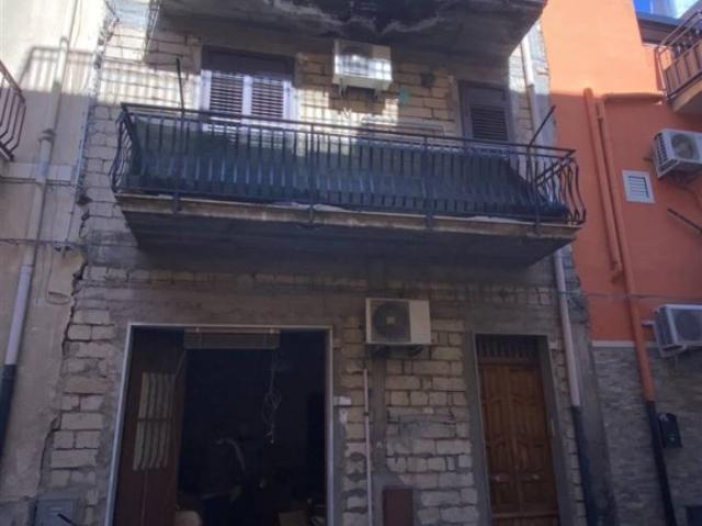 Quadrilocale in vendita a Scordia via carignano 147