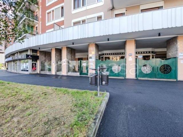 Quadrilocale in vendita a Sesto San Giovanni viale Ercole Marelli, 19