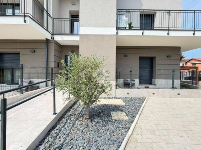 Quadrilocale in vendita a Seregno via bisbino, 1, Porada