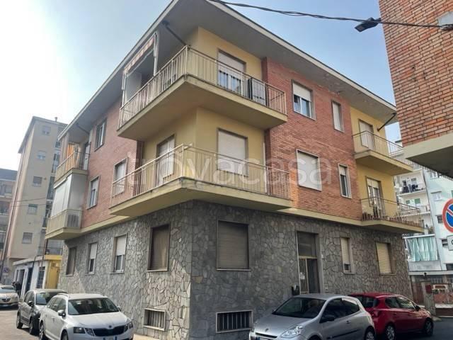 Quadrilocale in vendita a Settimo Torinese via Tiziano Vecellio, 3