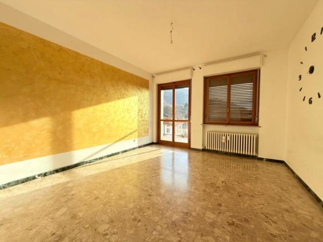 Quadrilocale in vendita a Settimo Vittone