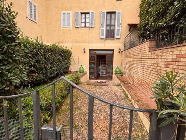 Quadrilocale in vendita a Siena, Costalpino Costafabbri