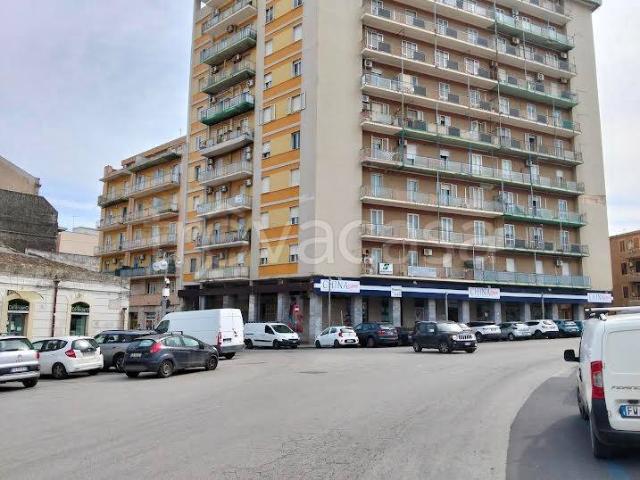 Quadrilocale in vendita a Siracusa piazza della Vittoria, Gelone Cadorna