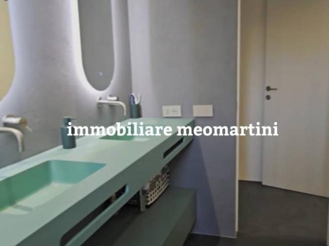 Quadrilocale in vendita a Siracusa via Tisia, 182, Tica Zecchino