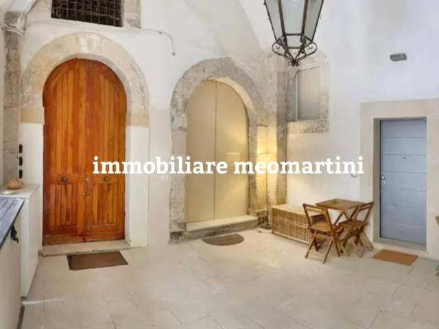 Quadrilocale in vendita a Siracusa via Nizza, 29, Ortigia